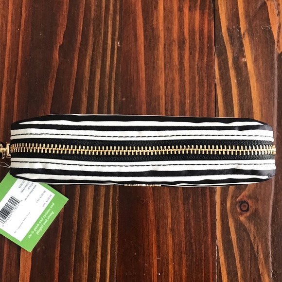 Brand New Kate Spade Nella Charging Wristlet - Picture 7 of 8